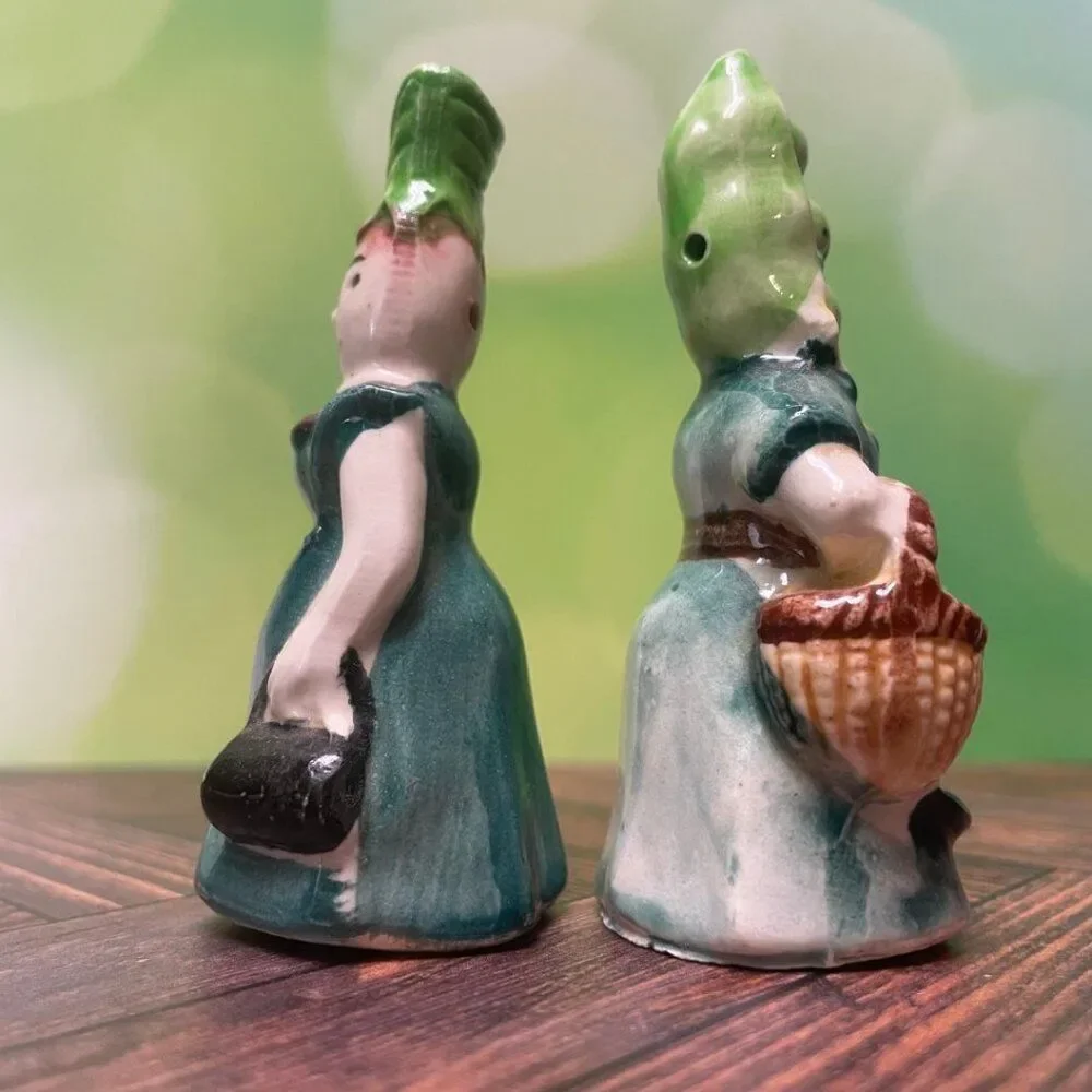 Vintage Rare! 1930s Veggie Ladies Salt & Pepper Shakers – Pea & Celery.